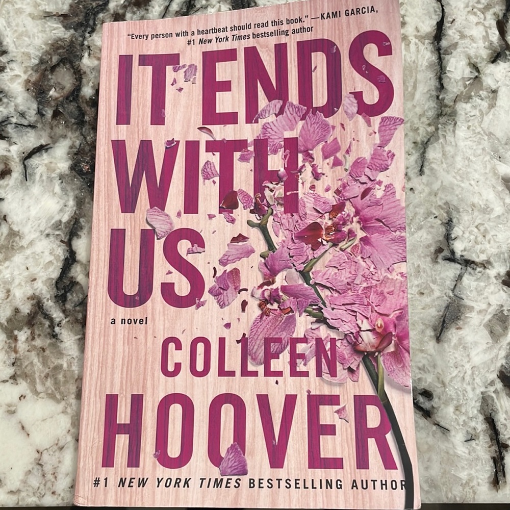It ends with us by Colleen Hoover book